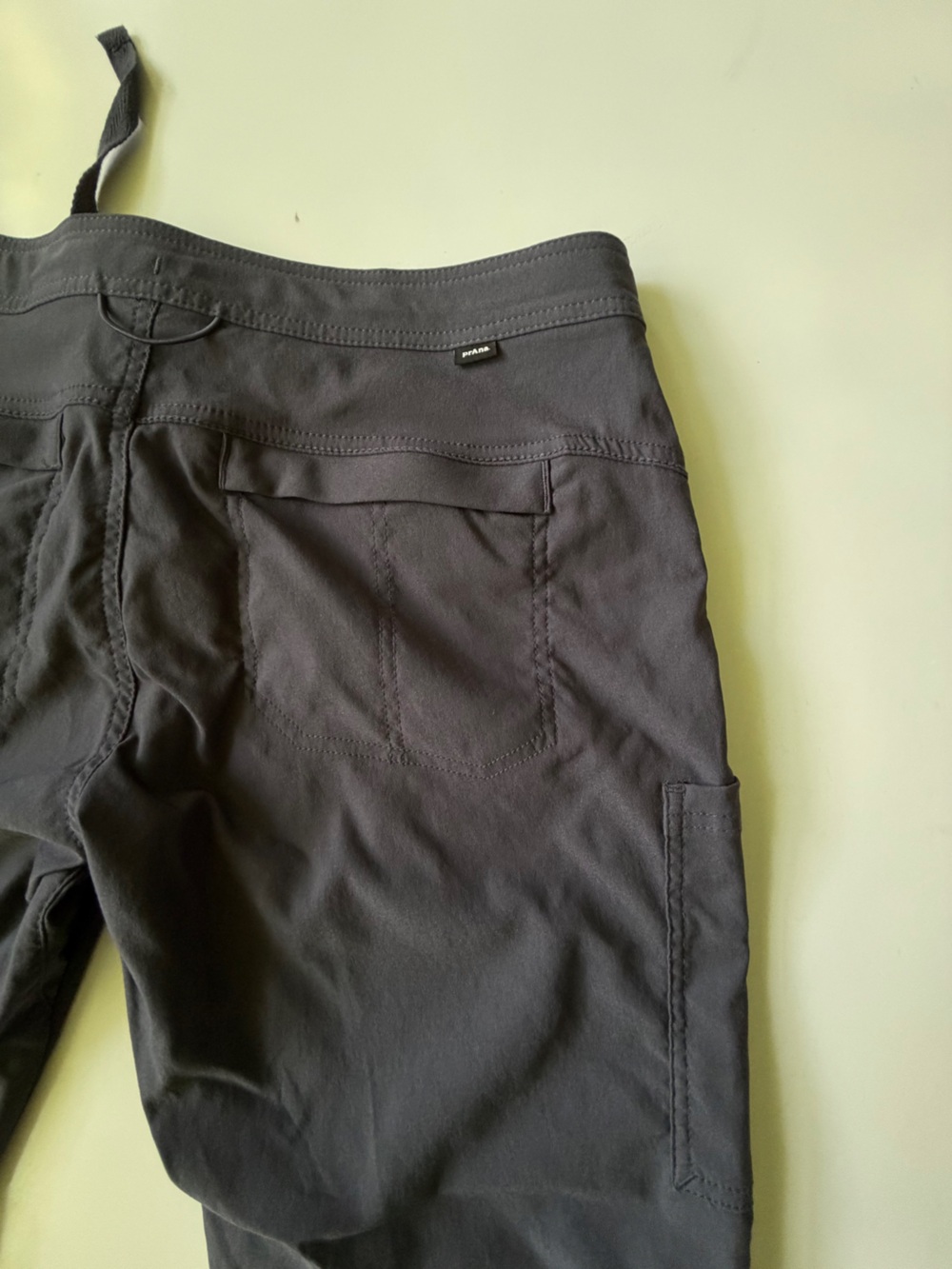 PrAna Womens Standard Fit Cargo Pants Size 10R Grey Jogger Style Hiking Outdoor - Picture 7 of 8